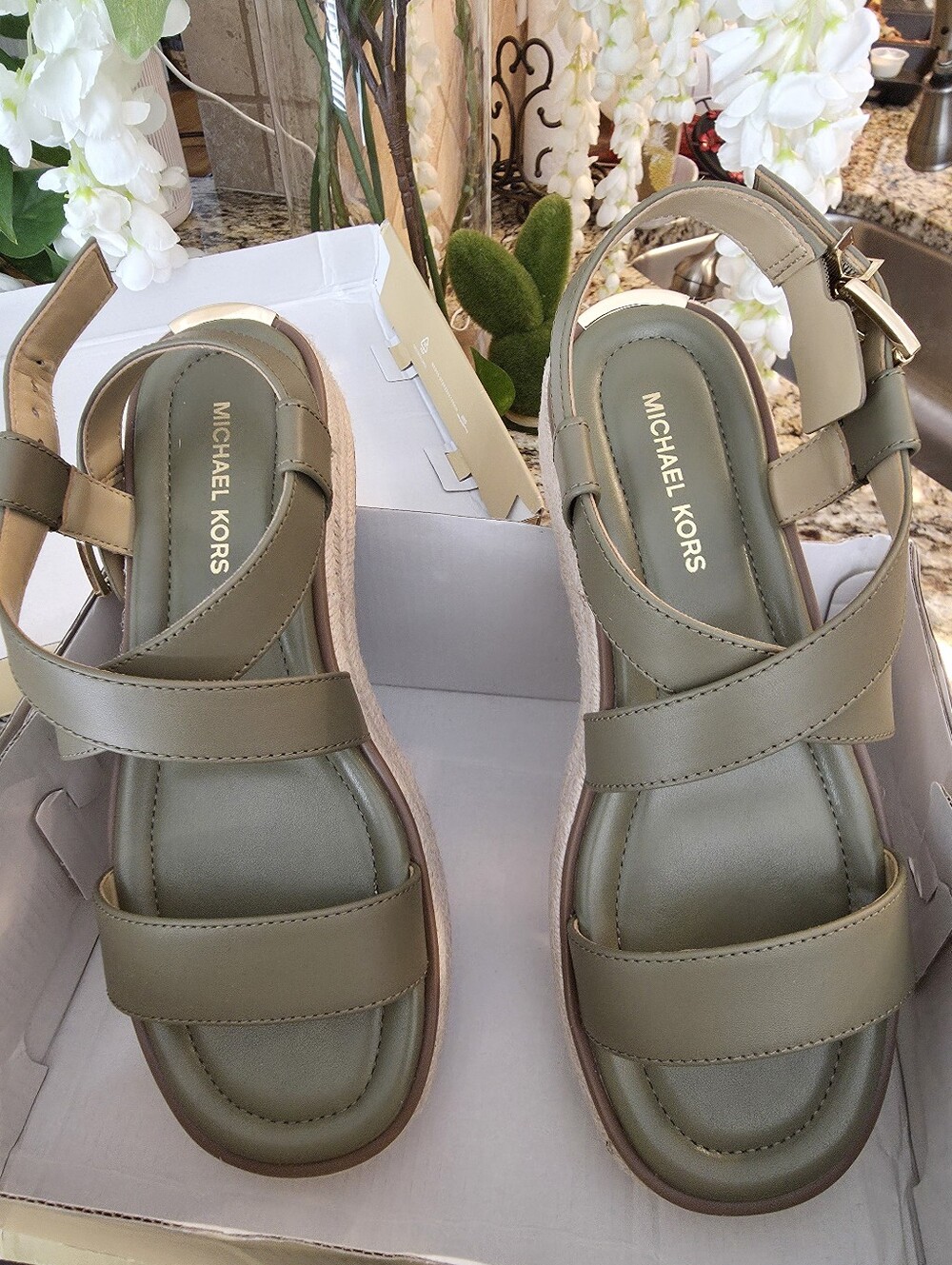 New In Box Michael Kors Lynn Leather Platform Espadrille Sandal Sz 8.5 - Picture 6 of 10